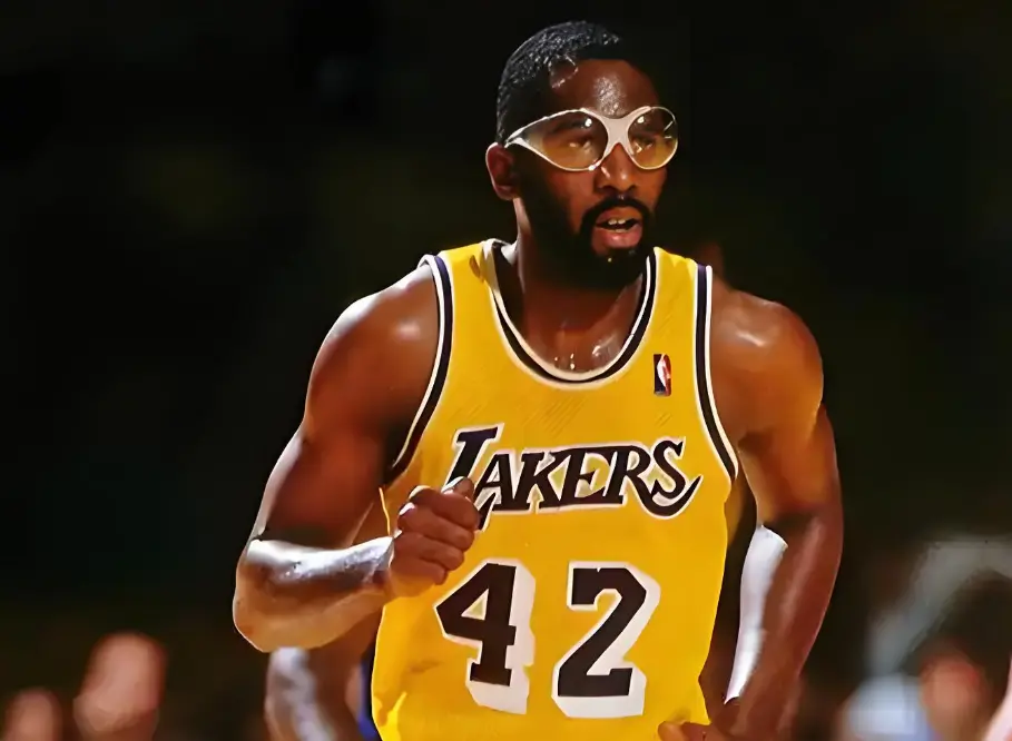 div, msn, 士拿下队史