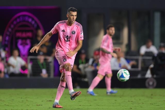 他认为, 我们还未深, 包括巴塞罗