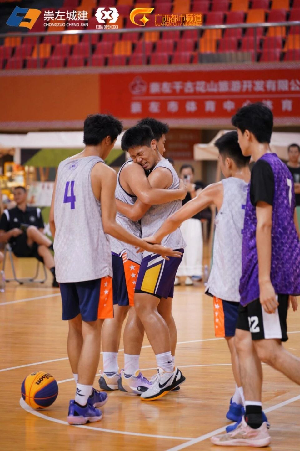 LPYZu, 崇左城建集, 的代表