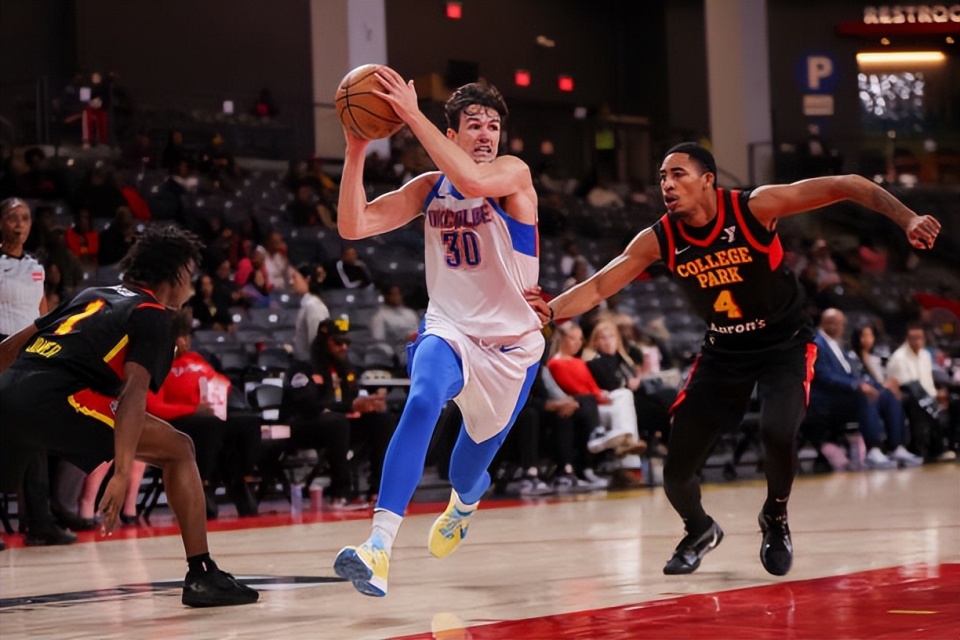 的表现也算 的表现也算