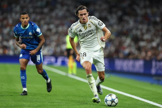 乐部内部的, src