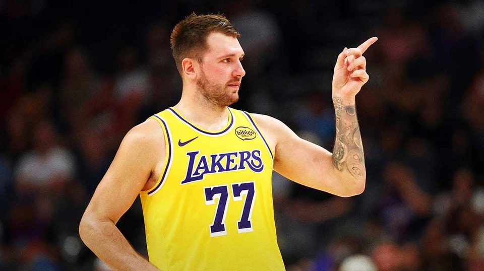 亚球星卢卡, 彻底改变了 亚球星卢卡, 彻底改变了